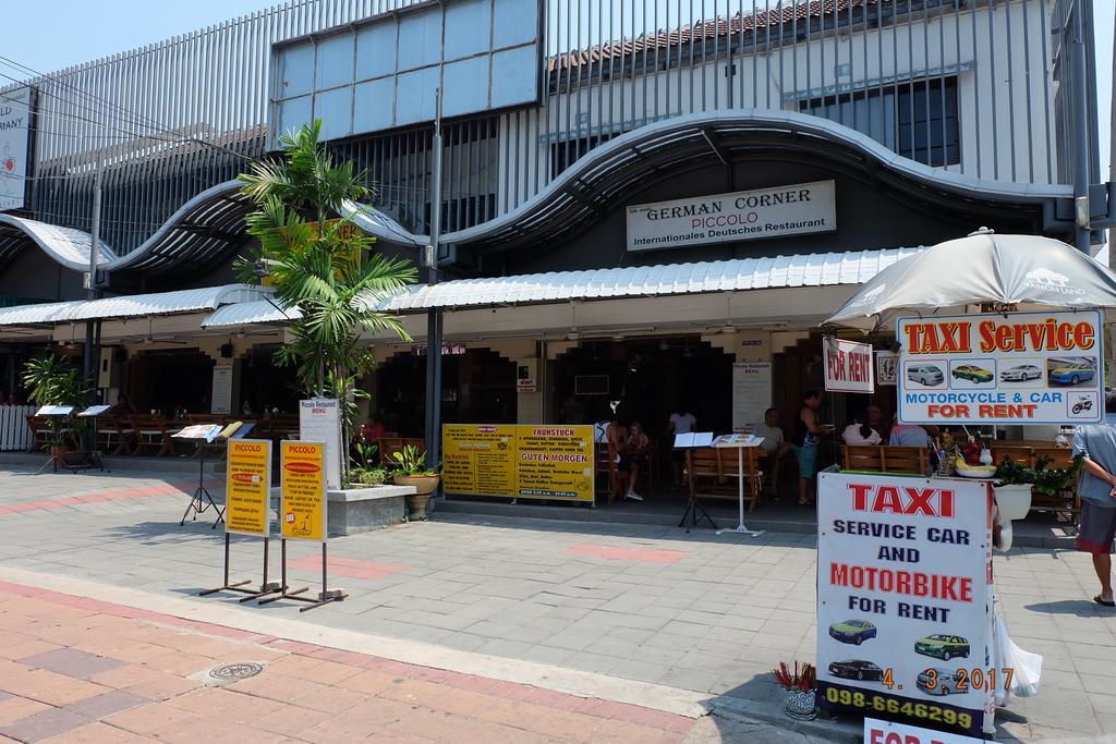 Piccolo Restaurant And Guest House Pattaya Exterior foto
